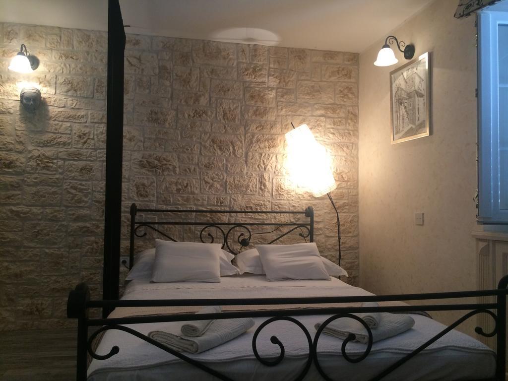 Old Town Apartment Šibenik Eksteriør billede