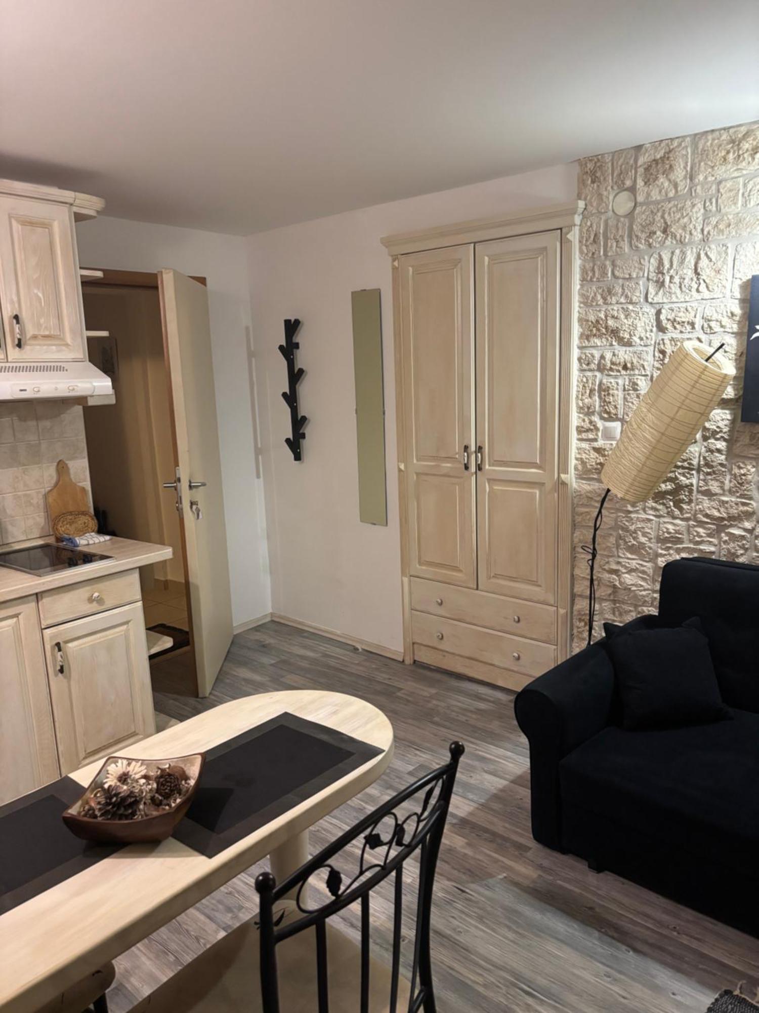 Old Town Apartment Šibenik Eksteriør billede